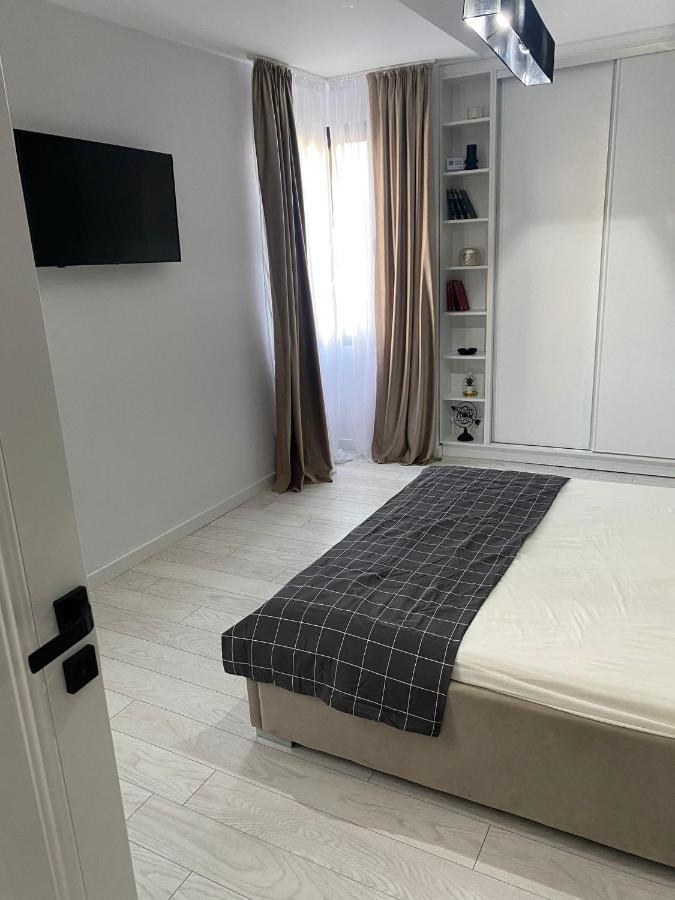 Ultracentral Apartament Calea Victoriei Bucharest Exterior photo