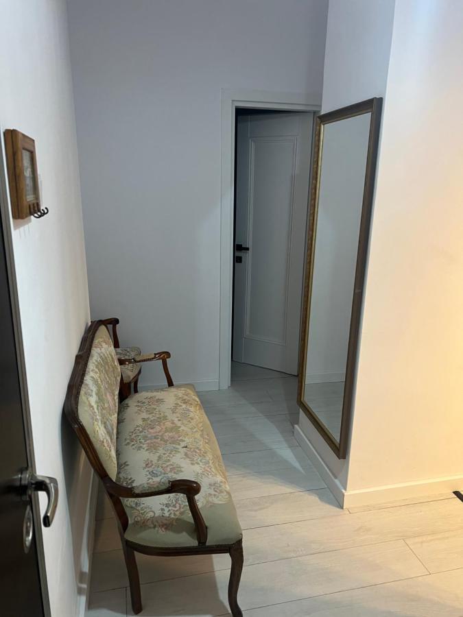 Ultracentral Apartament Calea Victoriei Bucharest Exterior photo